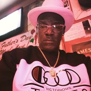 Meet your Posher, Edward